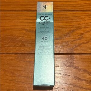 IT Cosmetics CC+ Oil-Free Matte Cream - rich